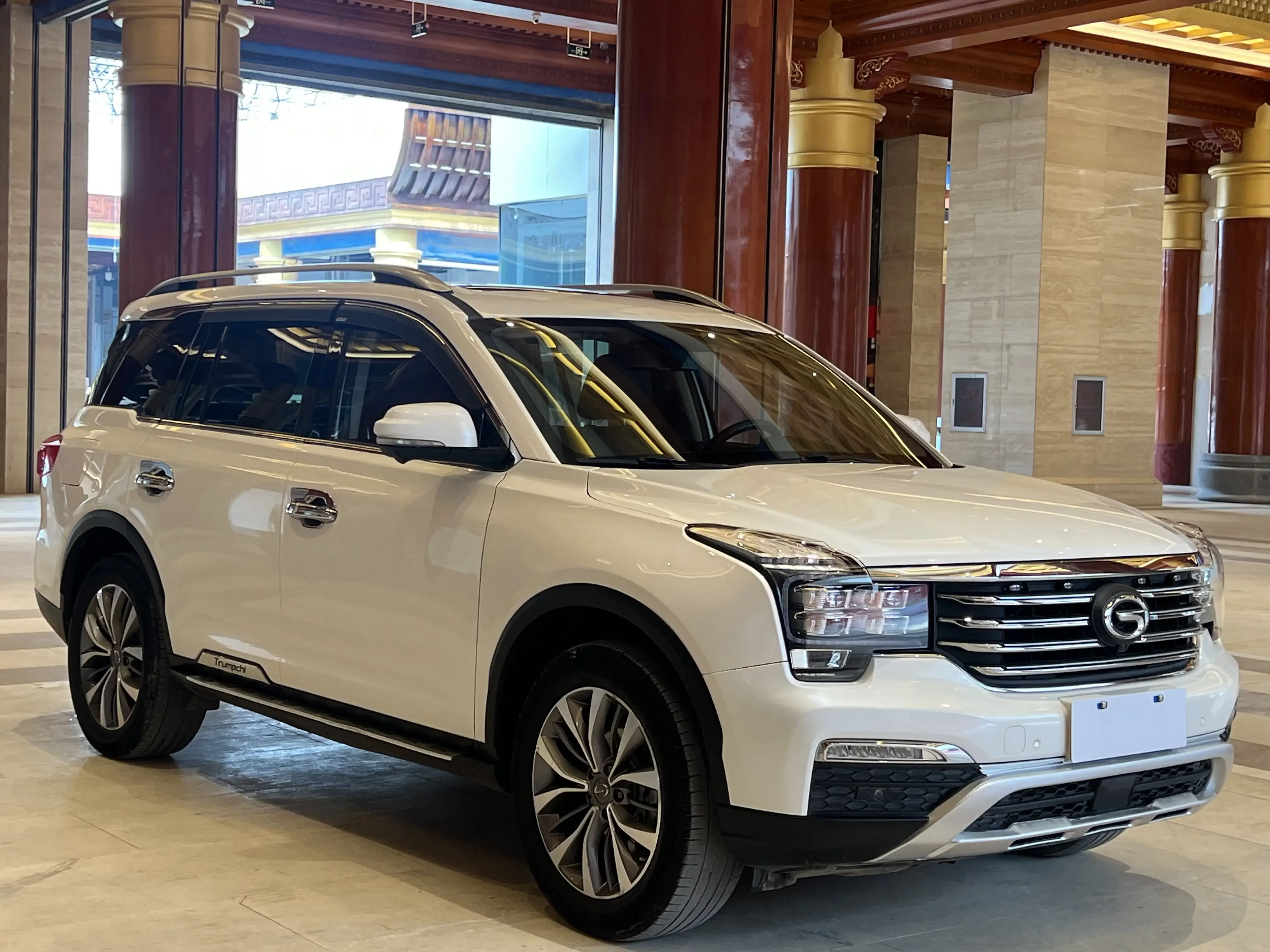 GAC Trumpchi GS8