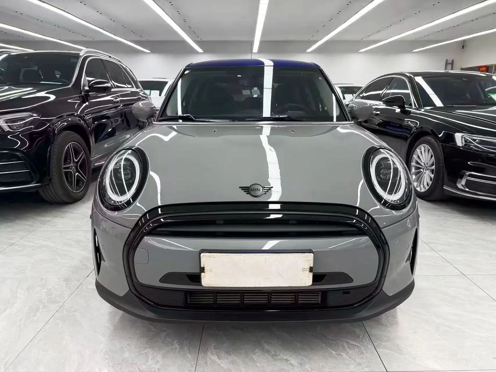 MINI 