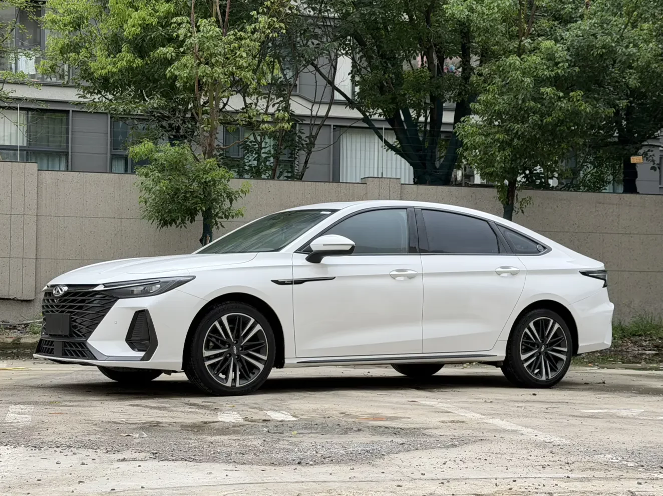 Chery Arrizo 8