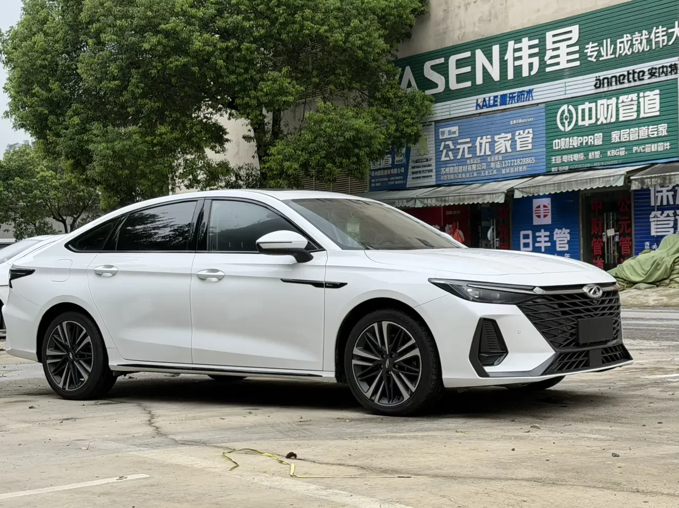 Chery Arrizo 8