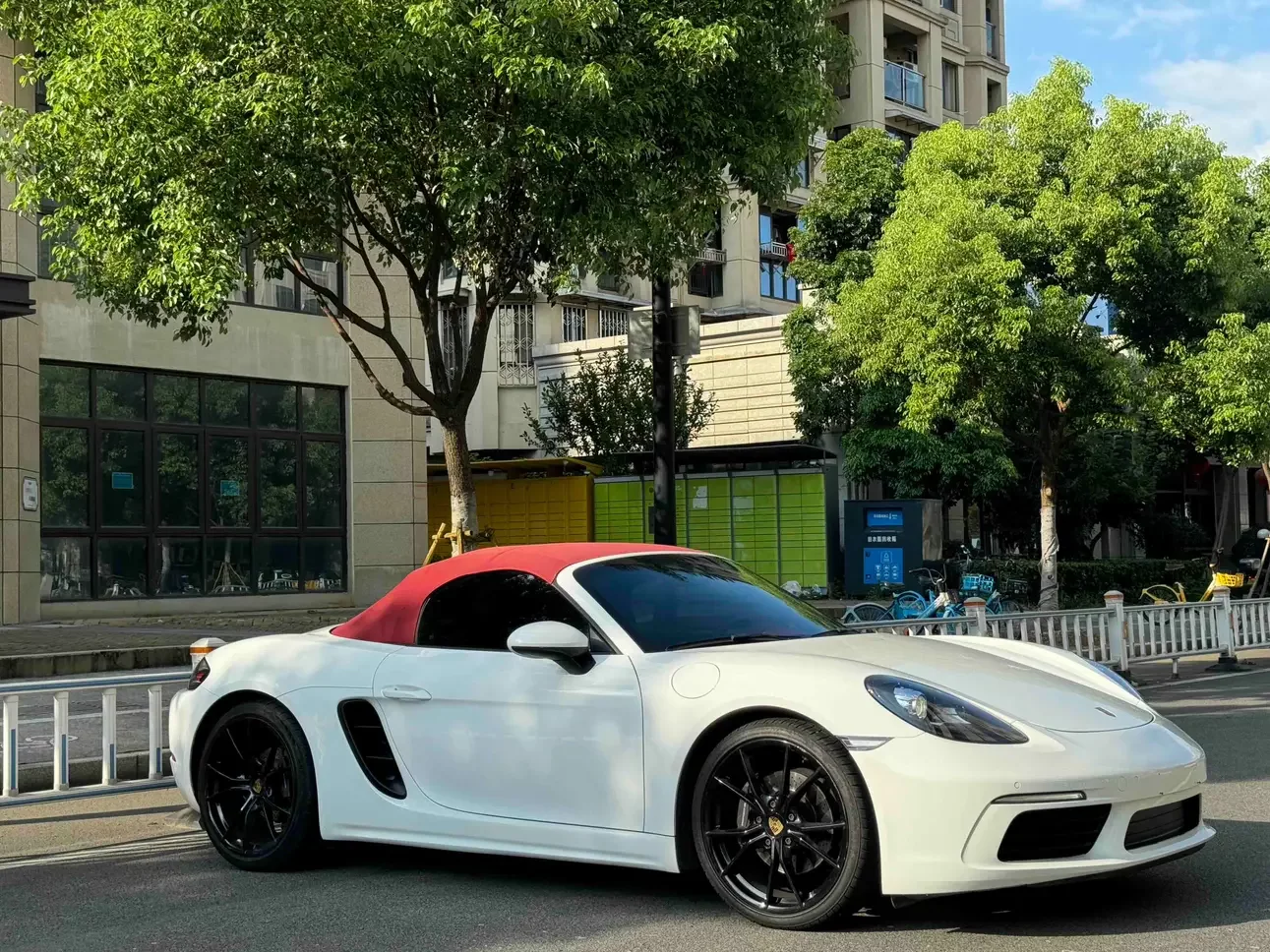 Porsche 718