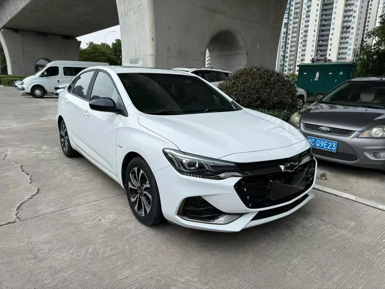 Chevrolet Monza (Cruze)