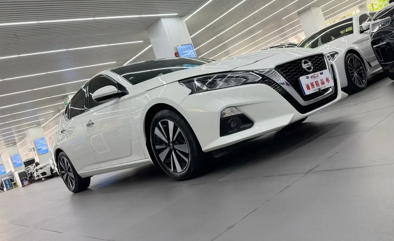 Nissan Altima (Teana)