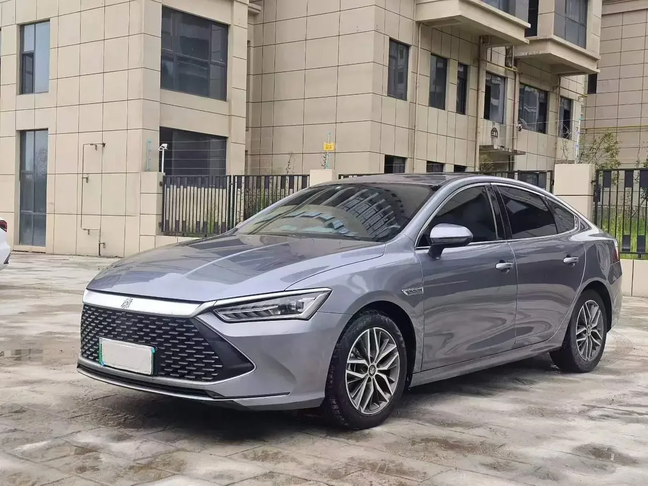 BYD Qin PLUS DM