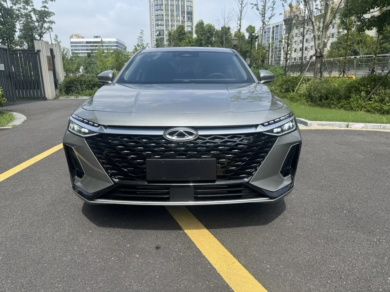Chery Arrizo 8
