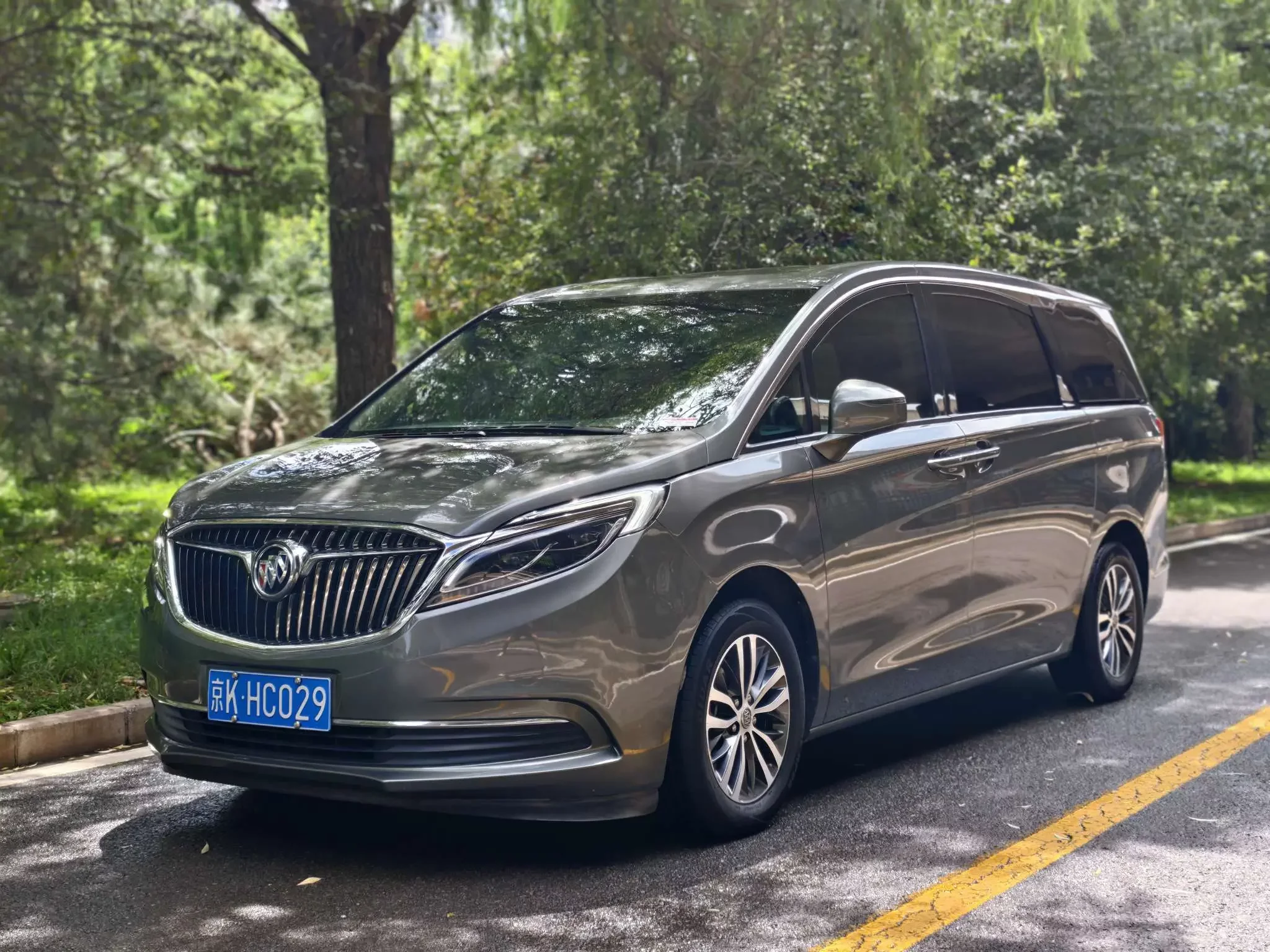 Buick GL8