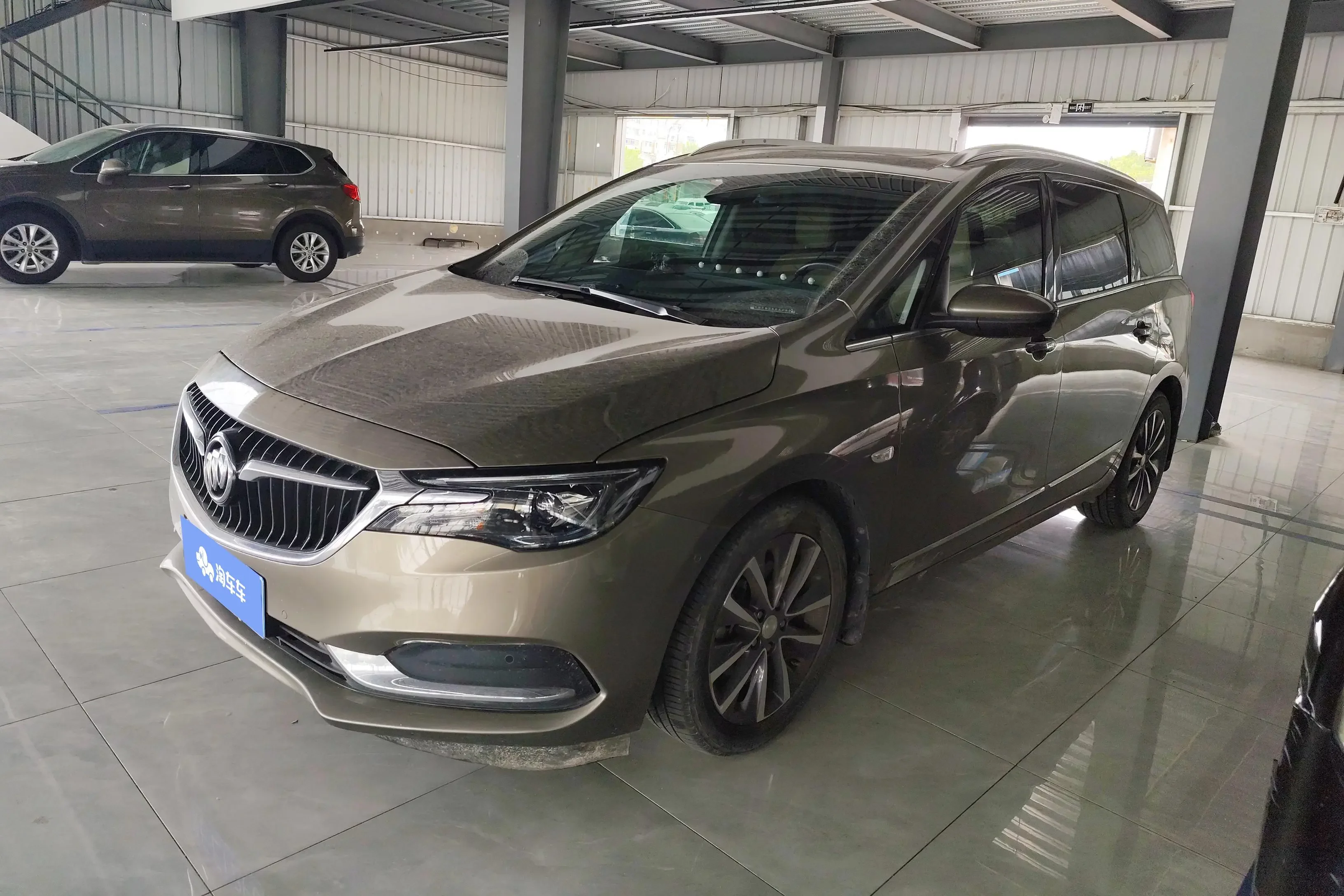 BUICK GL6