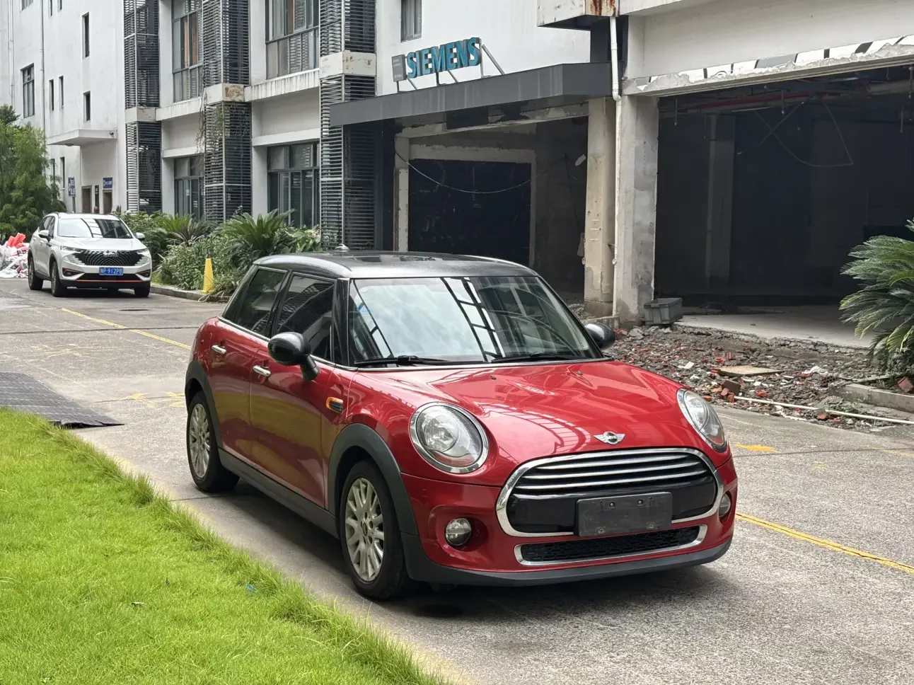 MINI MINI
