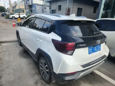 Toyota Yaris L