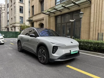 NIO ES6