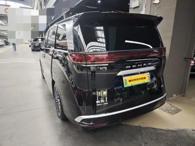 Denza D9 DM