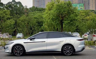 BYD Han L EV