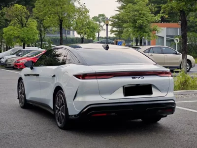 BYD Han L EV