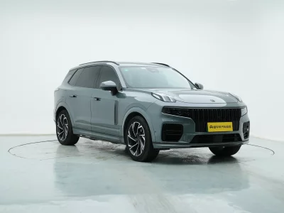 Lynk & Co 09