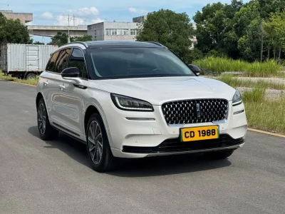 Lincoln Adventurer PHEV