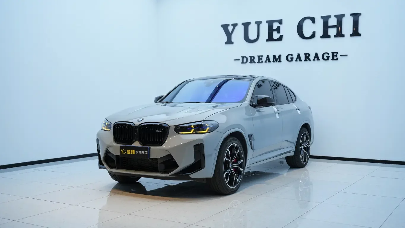 BMW X4M