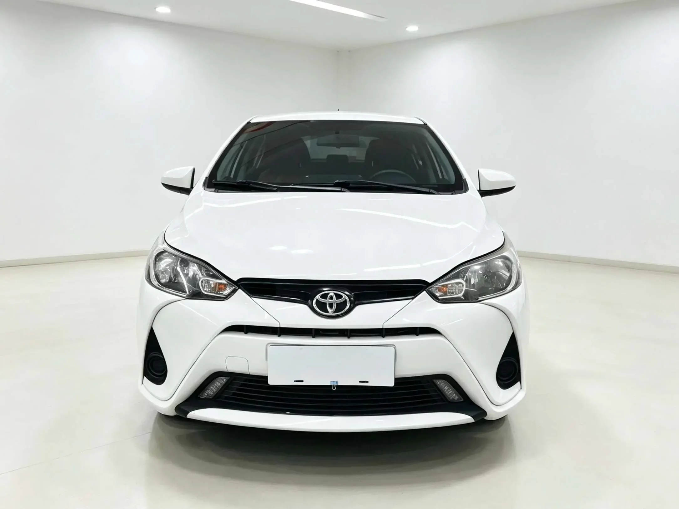 Toyota YARiS L Enjoy