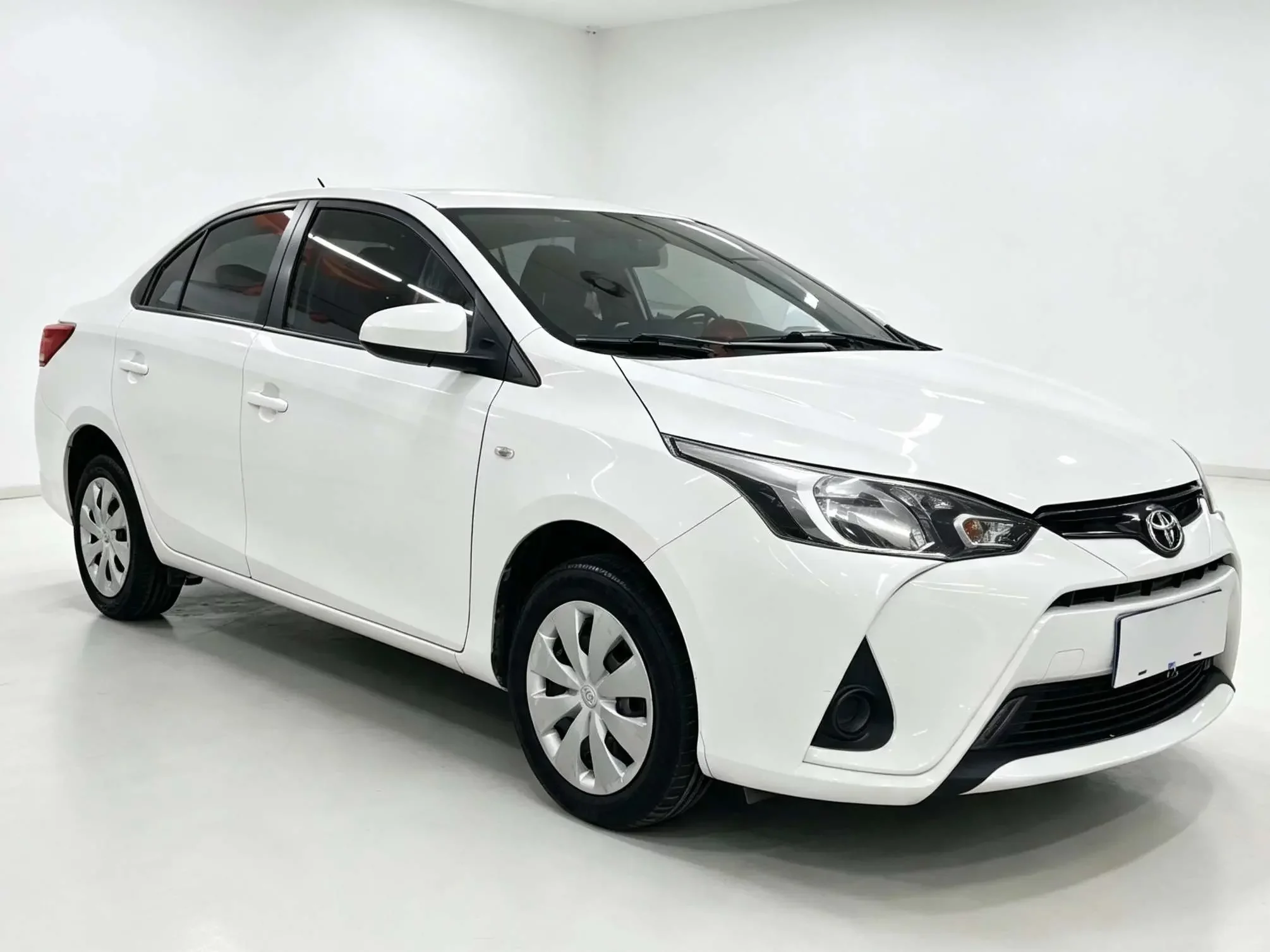 Toyota YARiS L Enjoy