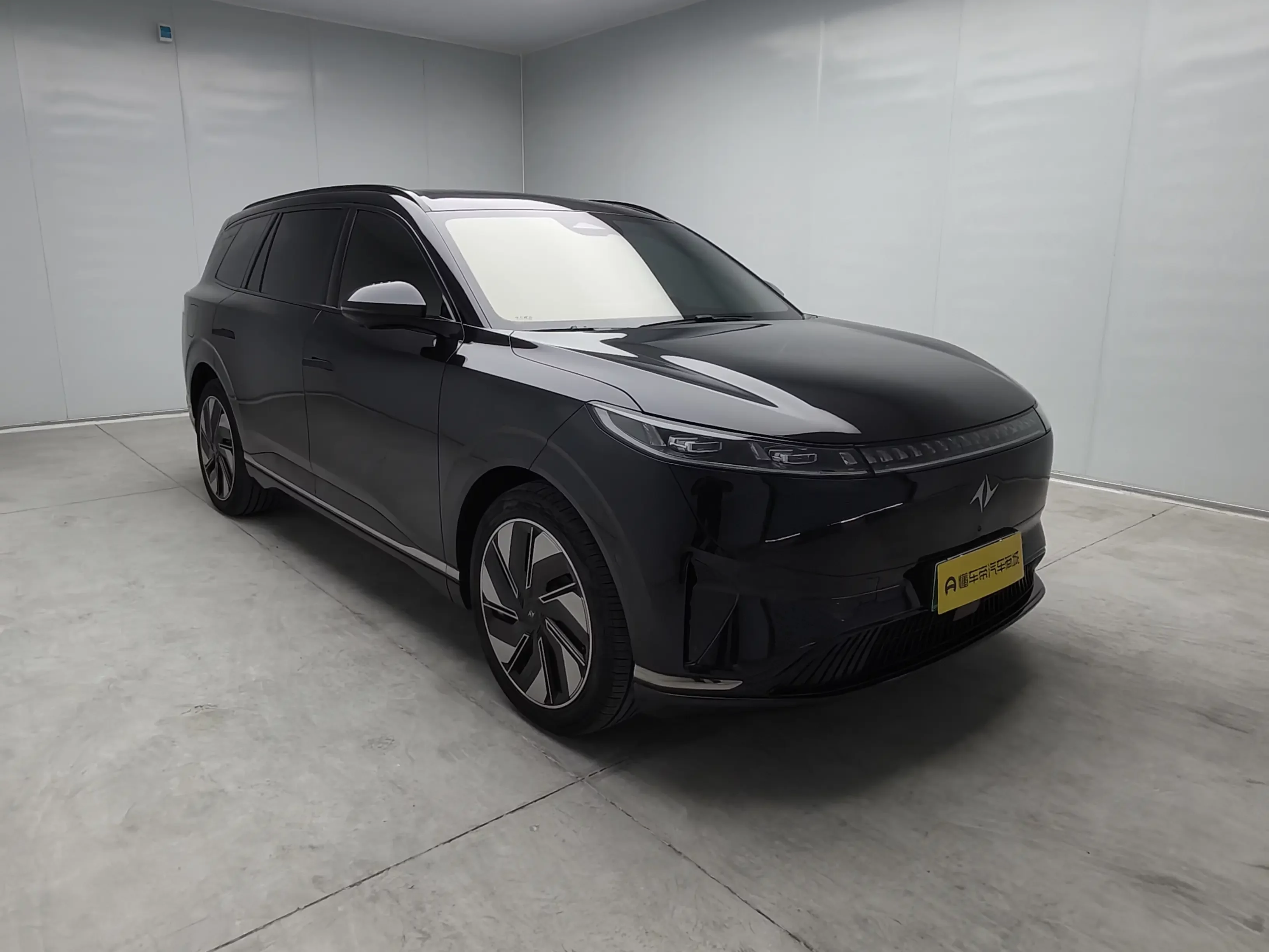 Dongfeng Yipai 008