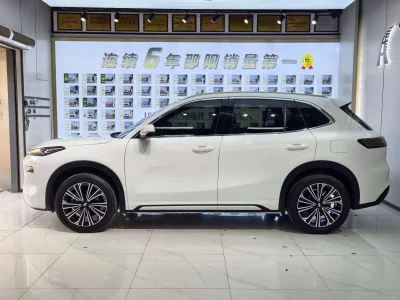 Geely Galaxy Starship 7 EM-i