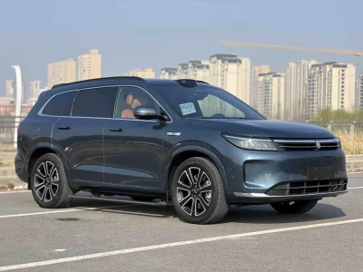 AITO M7