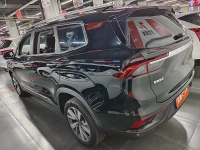 Geely Okavango