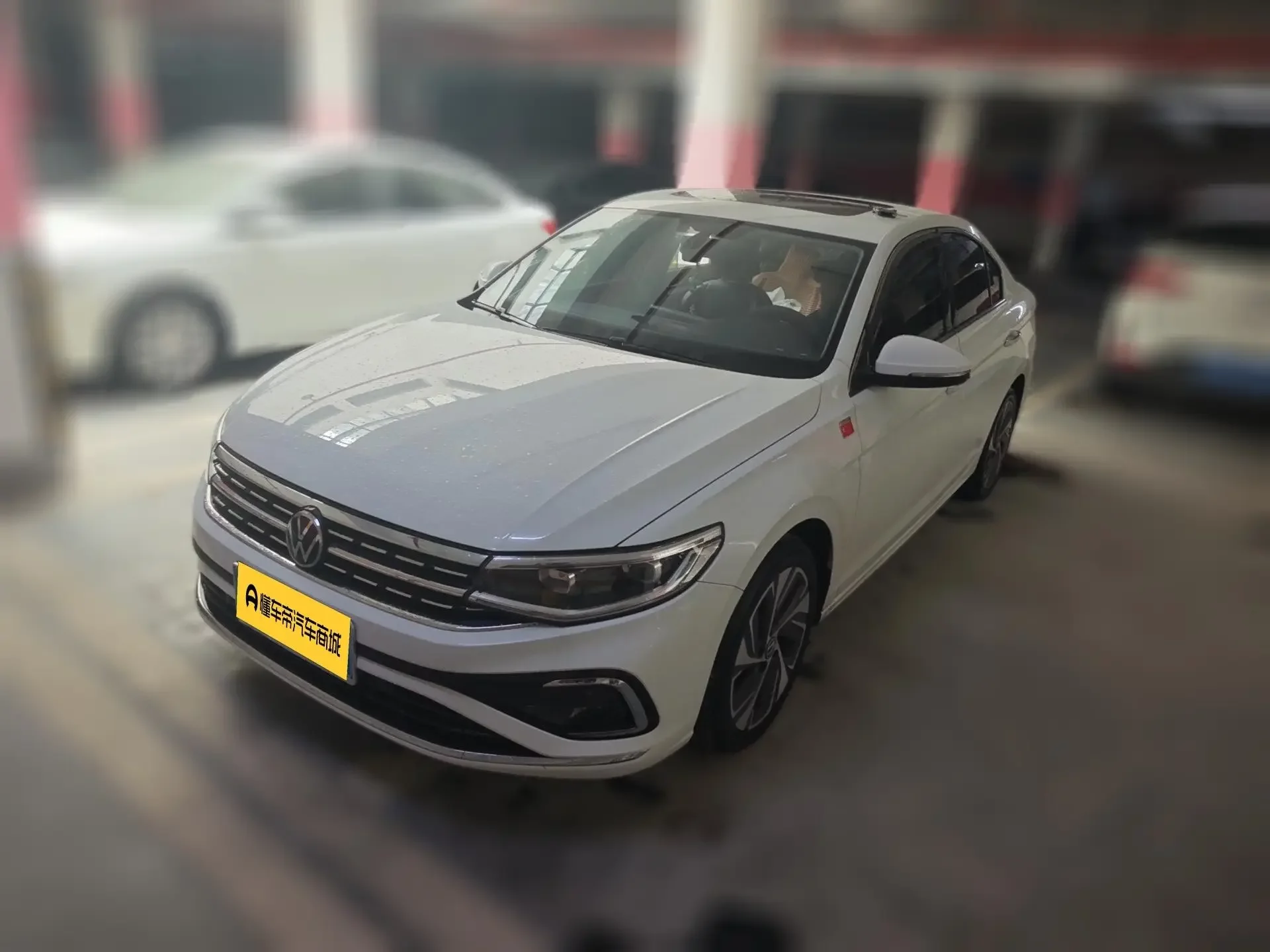 VOLKSWAGEN BORA