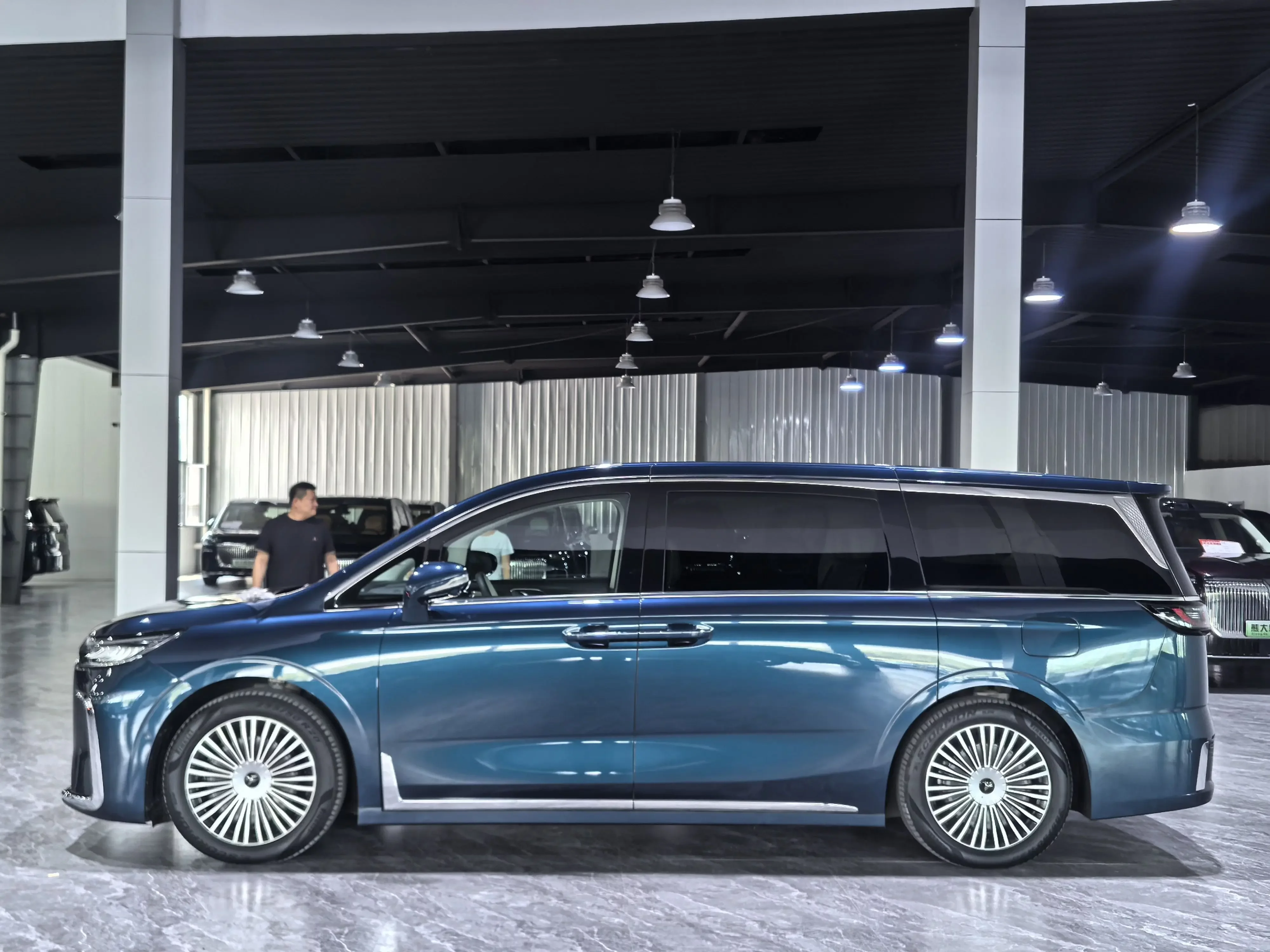 Voyah Lantu Dreamer PHEV