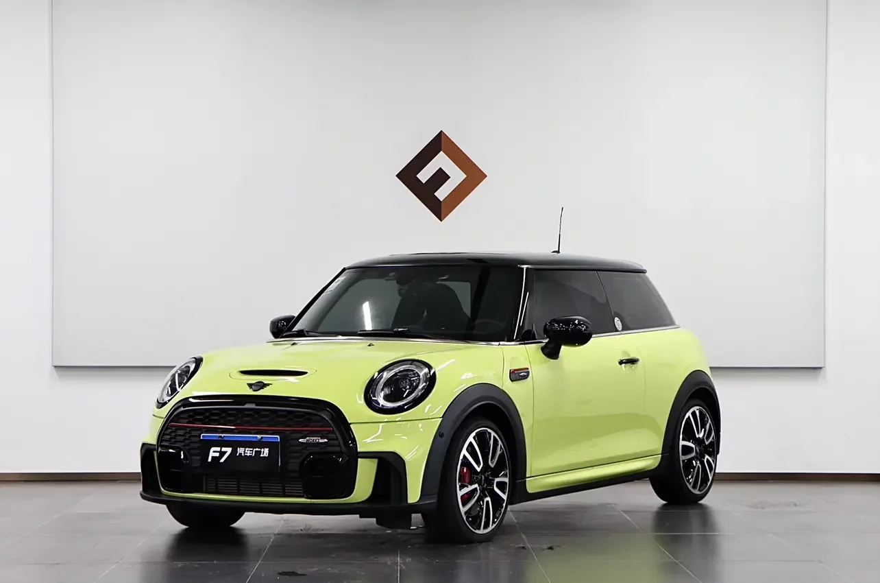 MINI JCW