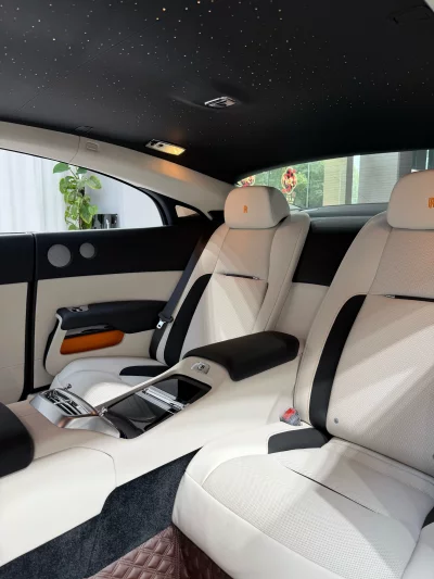 Rolls Royce Phantom