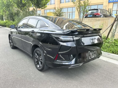 Dongfeng Yixuan