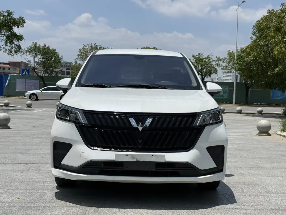 Wuling Jiachen