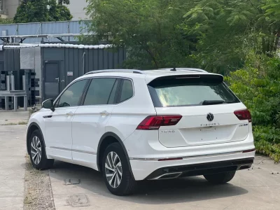 Volkswagen Tiguan L PHEV
