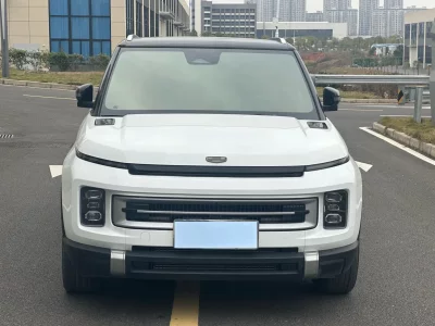 Geely ICON