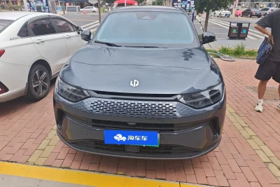 Leapmotor C11