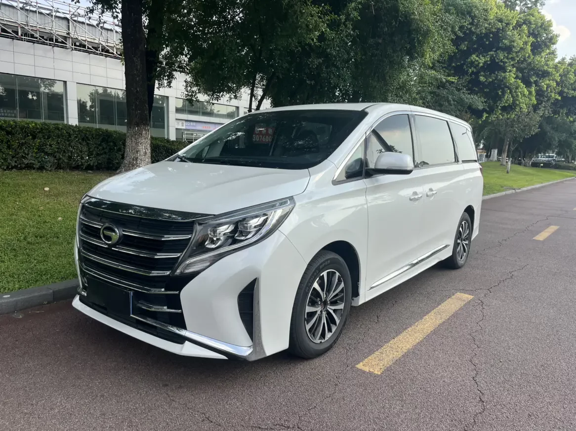 GAC TRUMPCHI M8