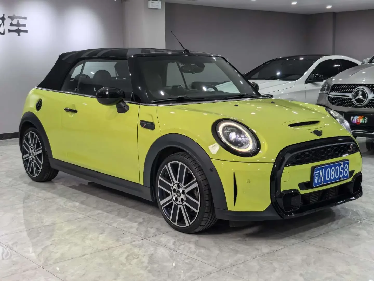 MINI 
