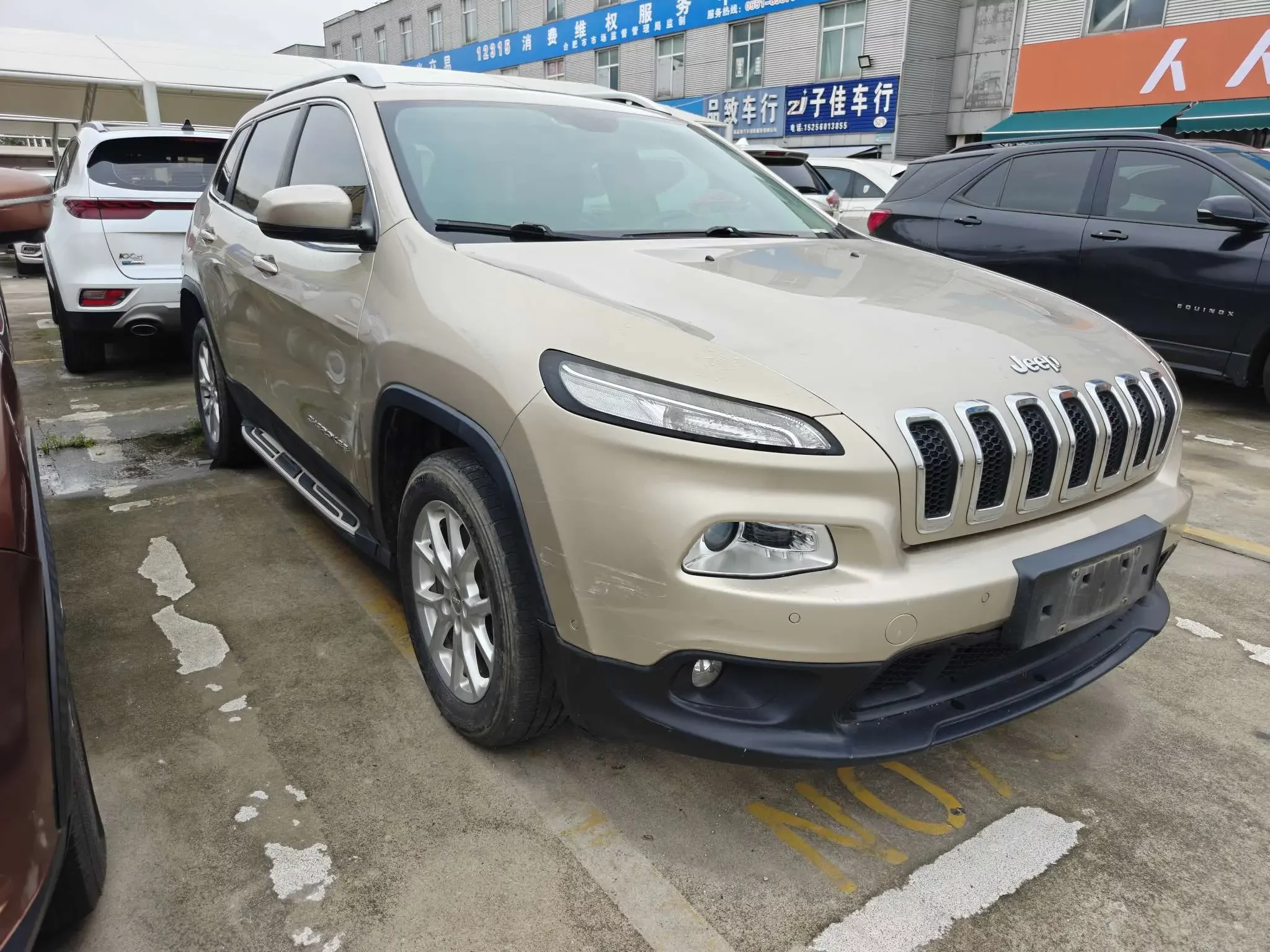 Jeep Cherokee