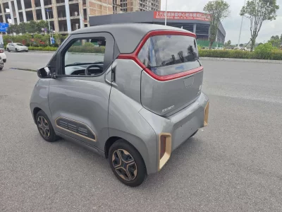 Baojun E200