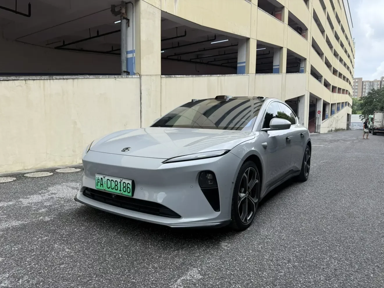 NIO ET5