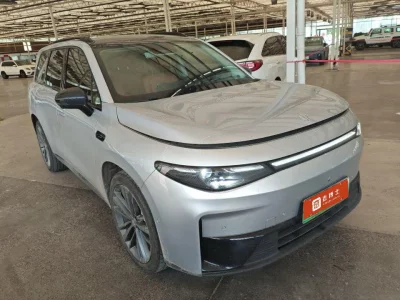 Leapmotor C16