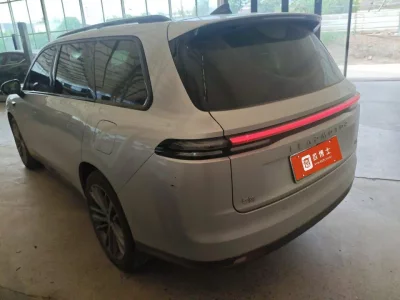 Leapmotor C16