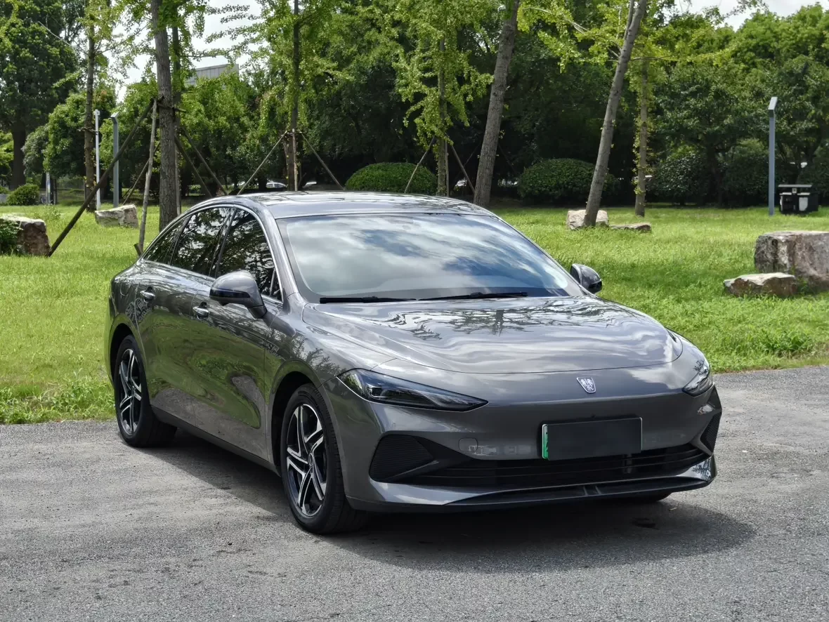 Roewe D7 DMH