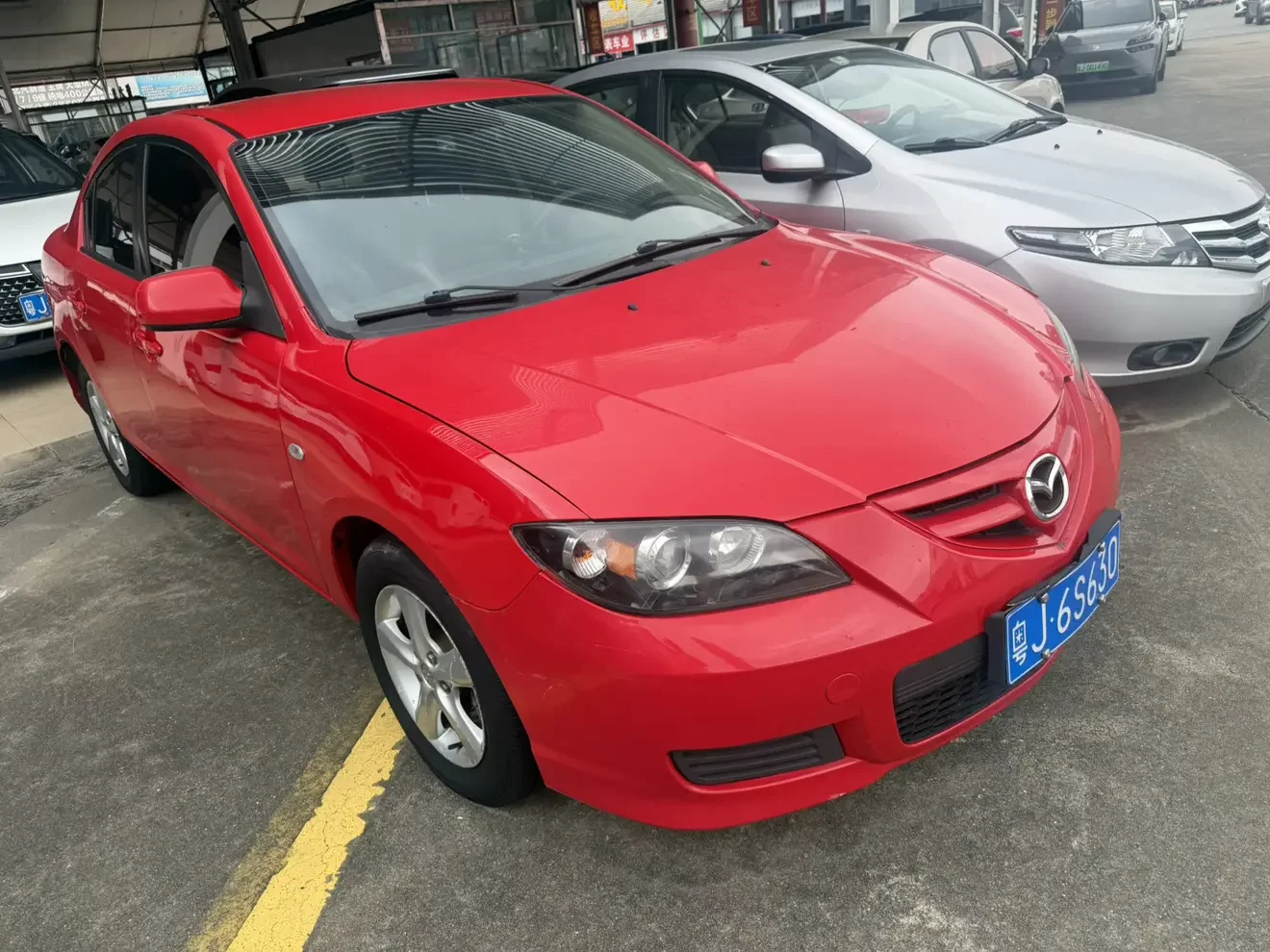 Mazda Axela (3)
