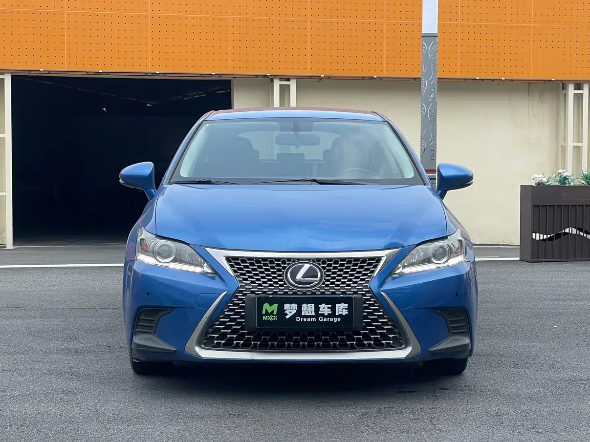 Lexus CT
