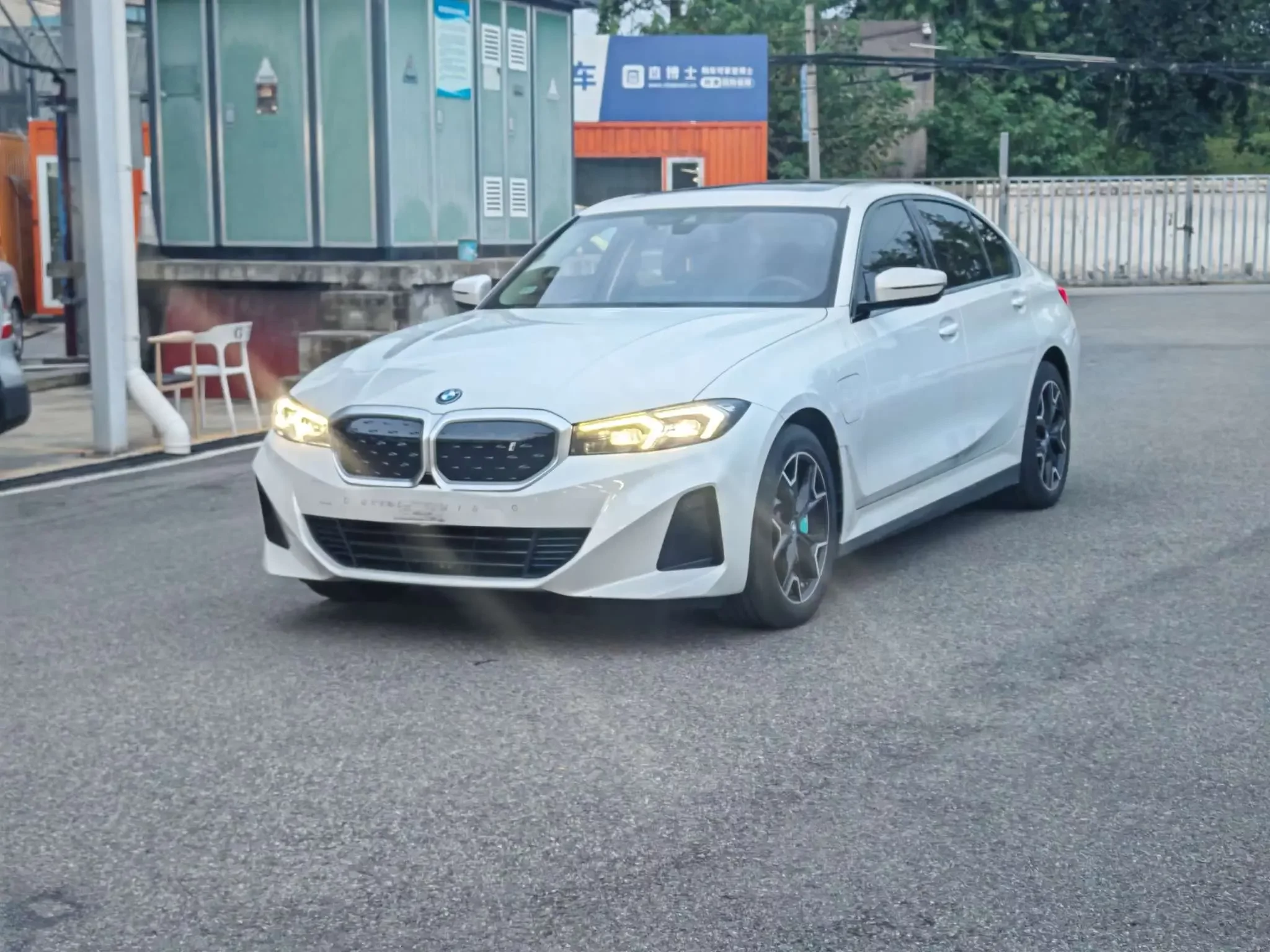 BMW i3