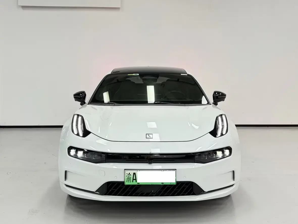 ZEEKR 001