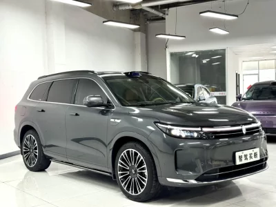 AITO M7