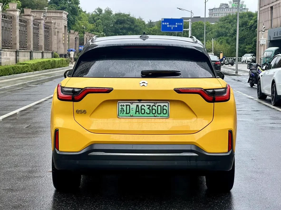 NIO ES6