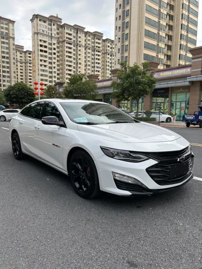 Chevrolet Malibu XL